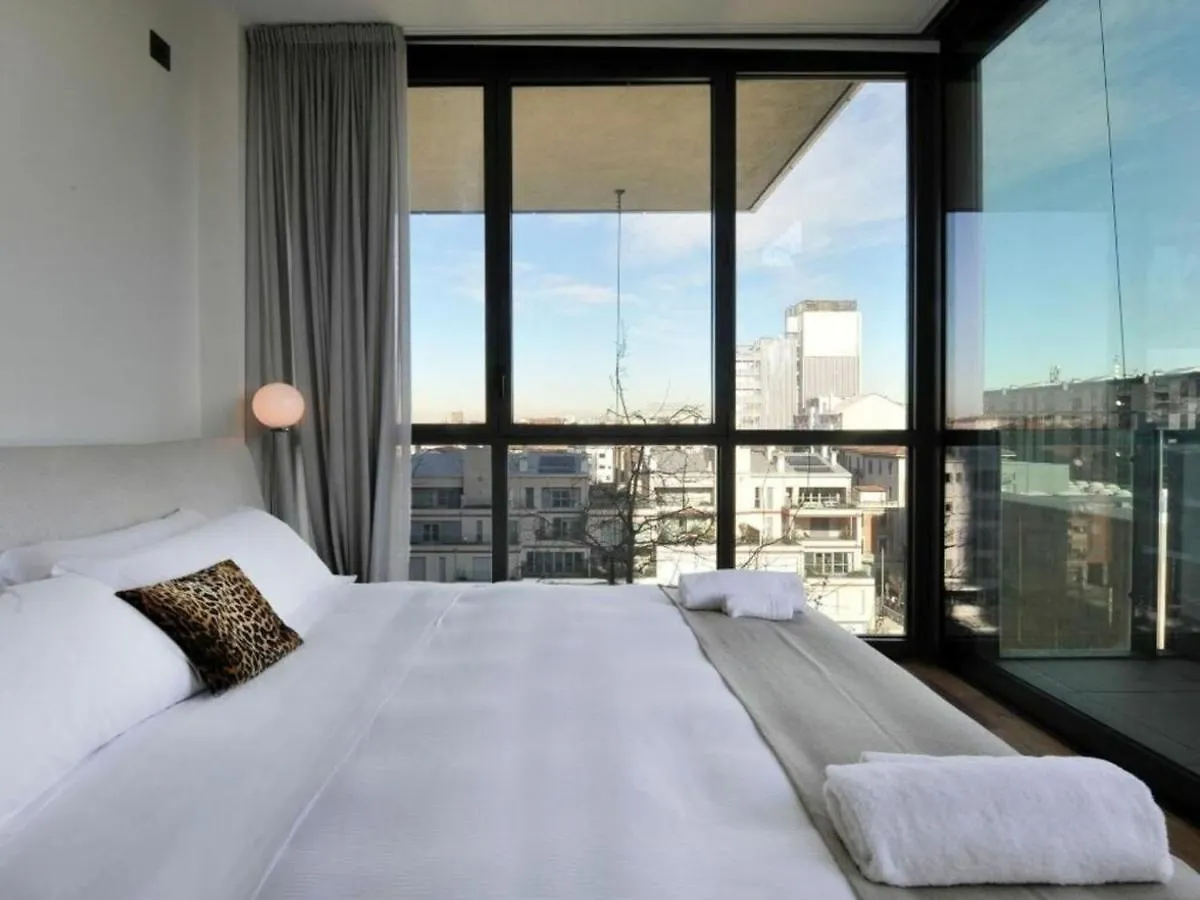 Castillia, Bosco Verticale Apartment Milan Italy